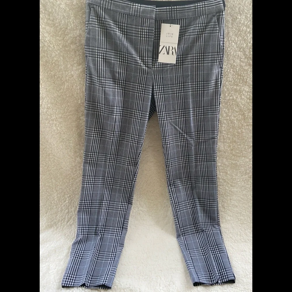 Zara stripe pants elastic back - Picture 2 of 7